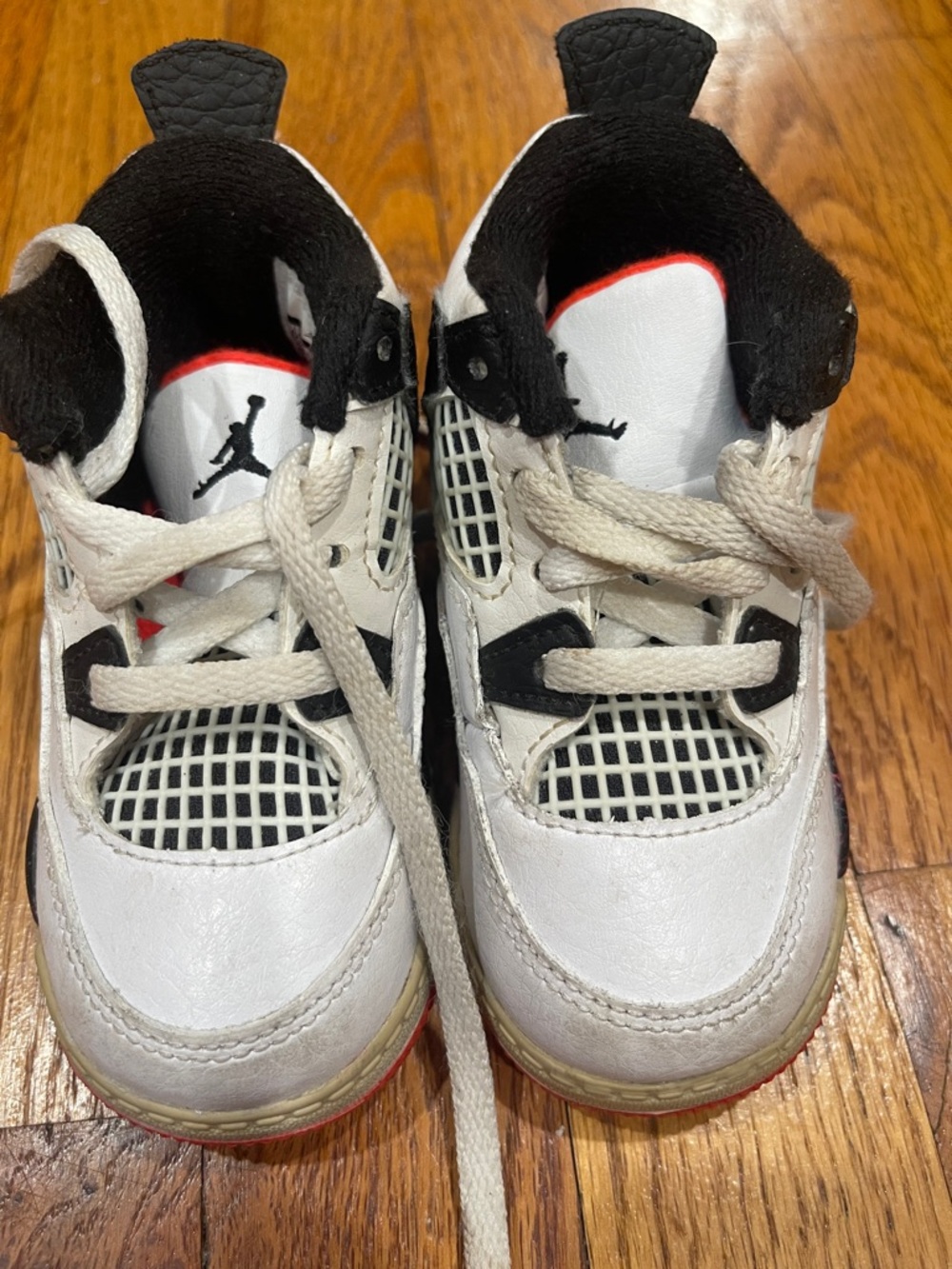 Jordan 4 retro